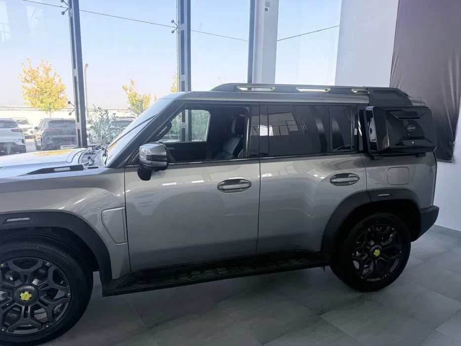 JETOUR T2 2.0T. Абсолютно новая без пробега!