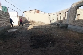 Продам,  5-микрорайон, Эски ғишт заводидан қурилиши тугалланмаган ер участкаси