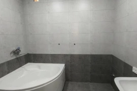 Продам, Лимонад. 2,5 сотих эр участкаси бўлган уй сотилади. 2 қаватли уй.