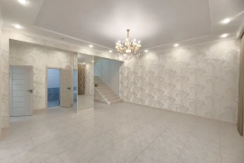 Продам, Лимонад. 2,5 сотих эр участкаси бўлган уй сотилади. 2 қаватли уй.