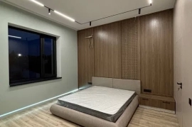 Sotaman, Район: Мирзо-Улугбекский Ориентир: Центр Луначарского Участок: 2 сотк