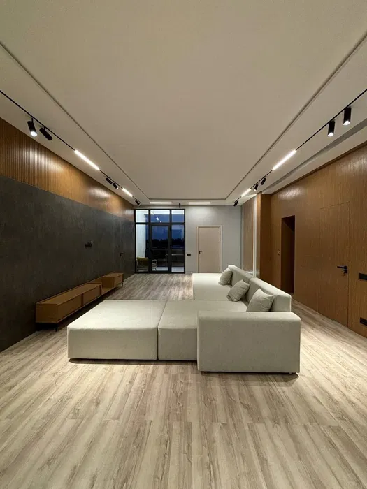 Район: Мирзо-Улугбекский Ориентир: Центр Луначарского Участок: 2 сотк