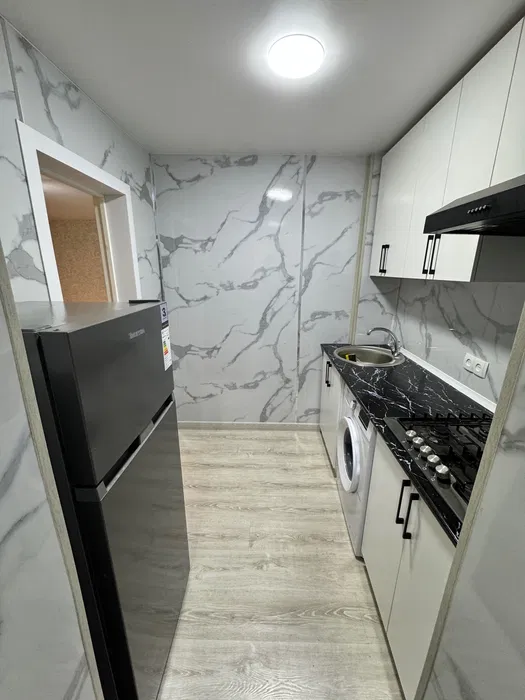 2в3/3/4 Сампи,Корзинка,мебель и техника,лоджия 2х6,ближ метро БИЙ.Своя