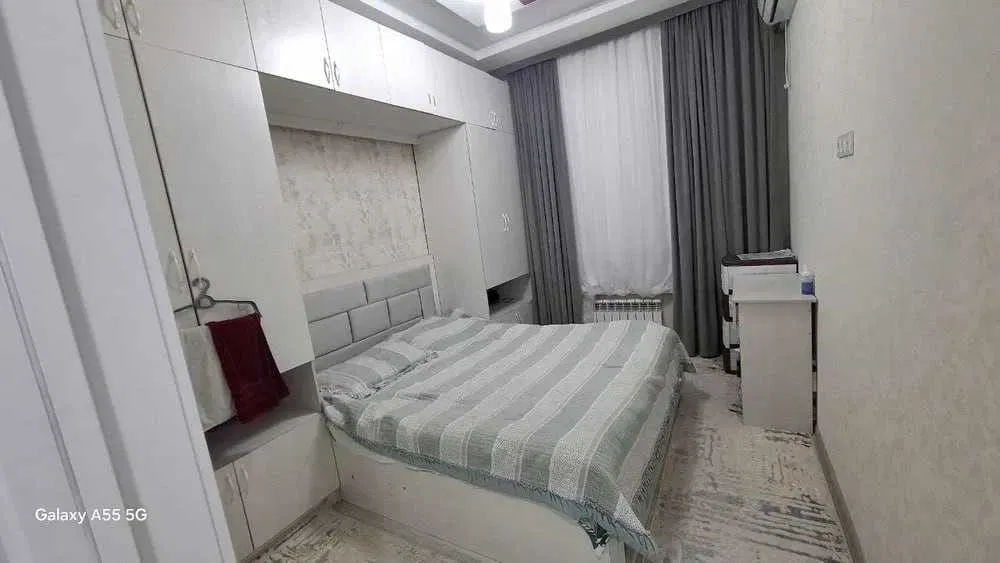 Parkent plaza 3хонали зор нархда шошилин кадастр бор Паркентский 81м2;