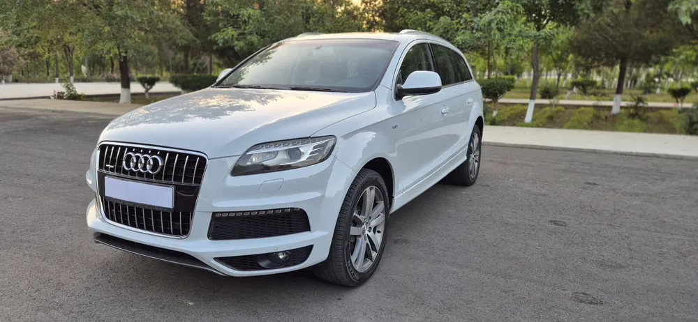 Продаётся Audi Q7 в идеальном состоянии