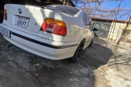 Sotaman, Продается BMW 523 i