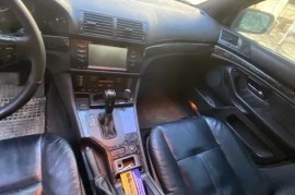 Sotaman, Продается BMW 523 i