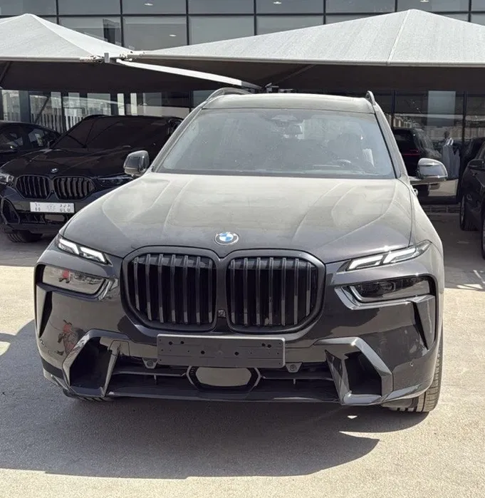 BMW X7 xDrive 40i 2025 individual