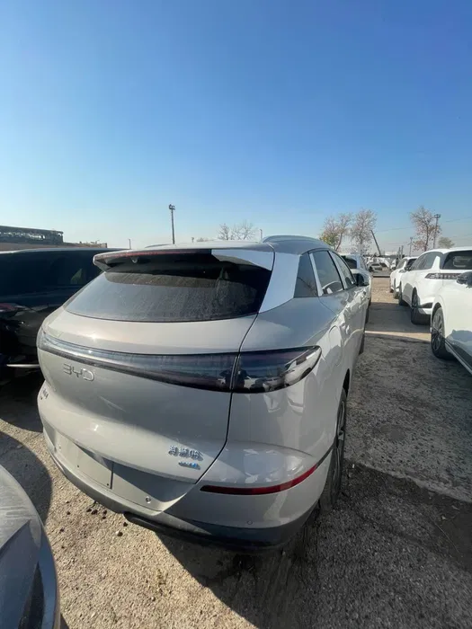 BYD Sealion 06 toshkent avtosalonda