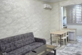 Sotaman, Чиланзар 24 квартал 1в2/1/4 можно в ипотеку огород есть