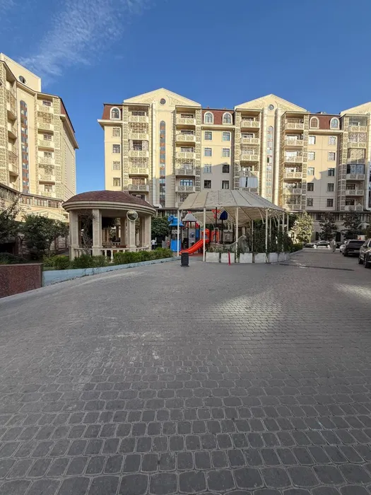 Продажа ЖК Новомосковская Мирзо улугбек р-н 4/1-0/8 115м2