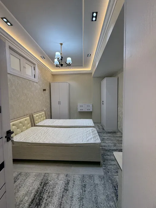 Ассалому Аллайкум Вокзал уз газ оил кизил Дом 74 квадрат 3 ҳоналик Нав