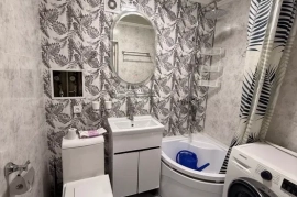 Ijara, Сдаю квартиру 3*4/4/4 на Кадышева с авторским ремонтом на долгий срок