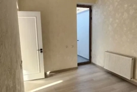 Продам, Назарбек катта иттифокда ховли