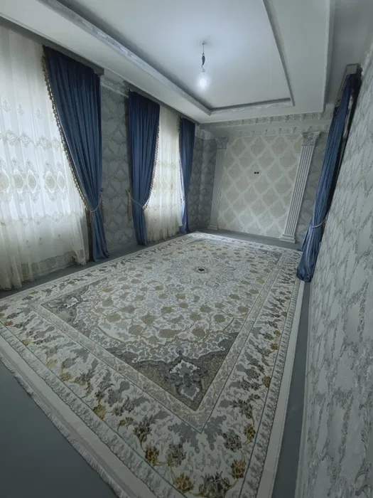 Uy sotiladi 10 sotiq