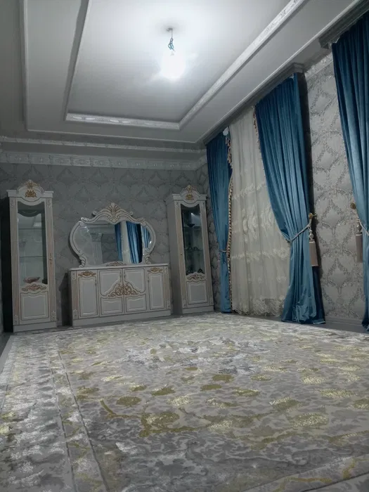 Uy sotiladi 10 sotiq