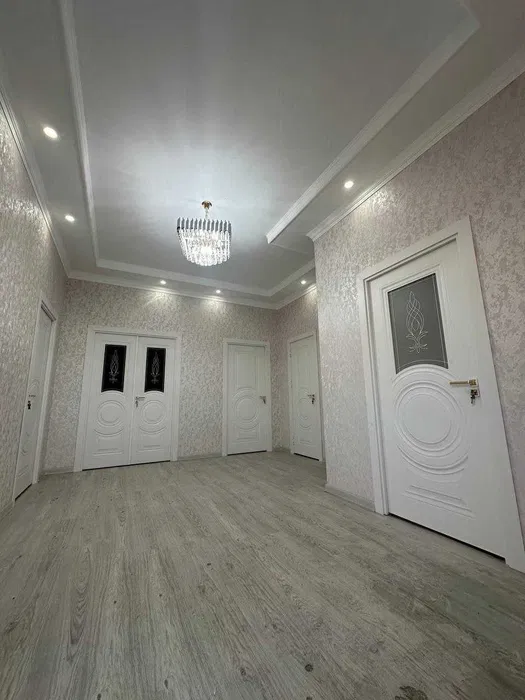 Нурафшонда Уй сотилади Янги курилган, тайёр