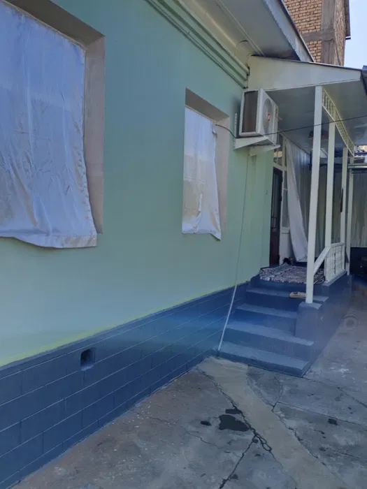 Ховли Уй сотилади