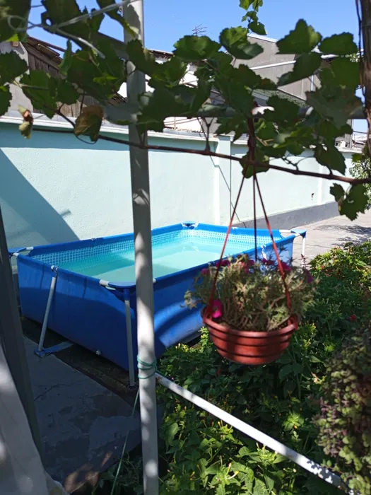 Ховли Уй сотилади