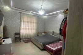 Продам, Юнусабад Гулистон. 4-сотик Шинам ховли сотилади.