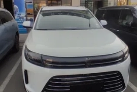 Продам, Huawei Aito m7 srochna