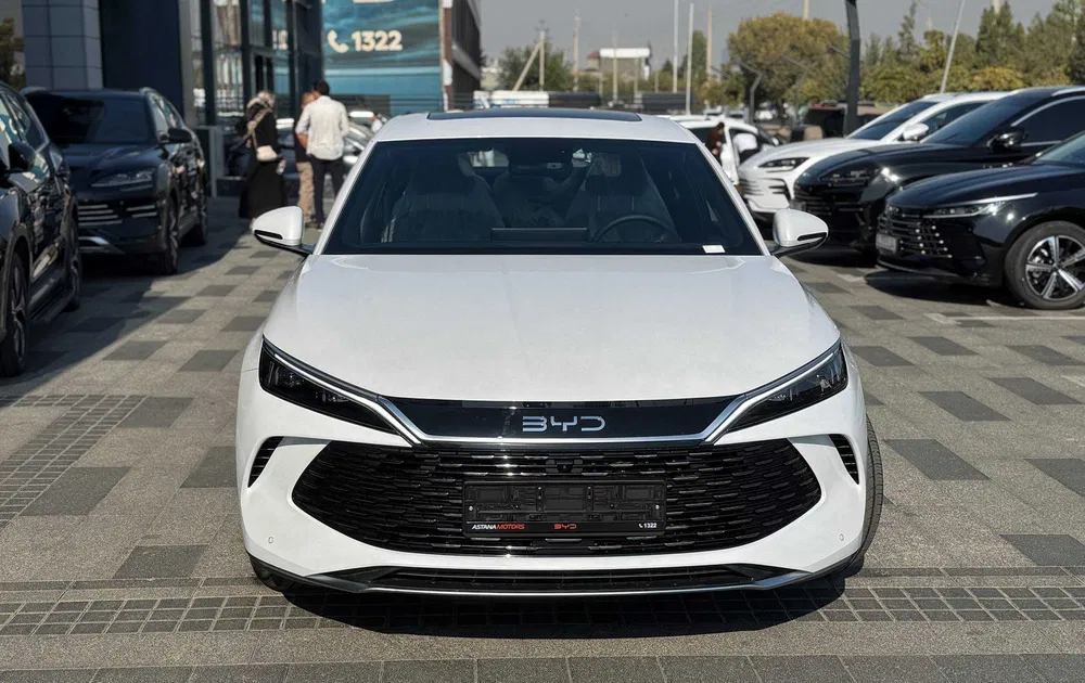 BYD SEAL 6 DM-i 120 km Flagship 2000+km sotuvda