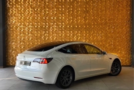 Продам, Tesla Model 3 long range