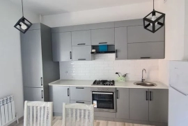 Продам, Ассалом Соҳил ор-р Фарғона йўли турар-жой мажмуасида 1 хонали квартира! Ижарачи билан