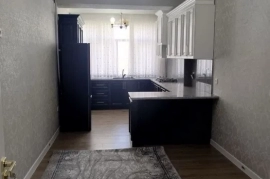 Sotaman, 3 xonali kvartira sotiladi