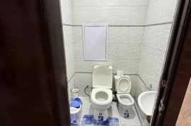 Sotaman, 10 худуд 3 хонали уйи сотилади, мебель билан