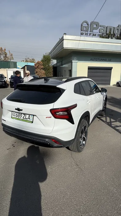 Chevrolet Seekr 2023 RS