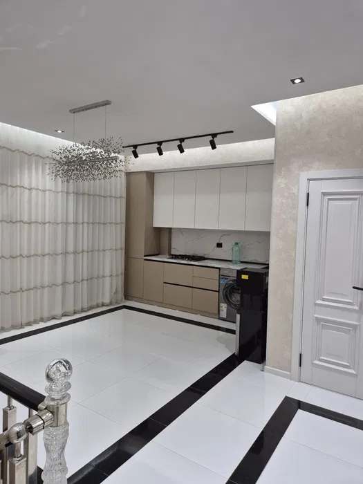 3хонали дом сотилади