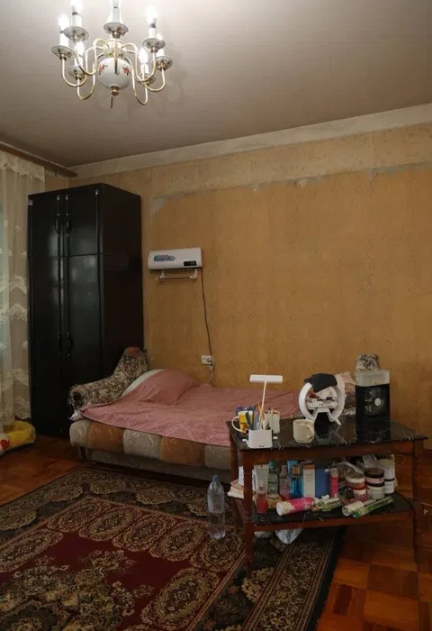 Продаётся Квартира 3/5/5 Шота Руставели Ор-р гостиница Хосилот