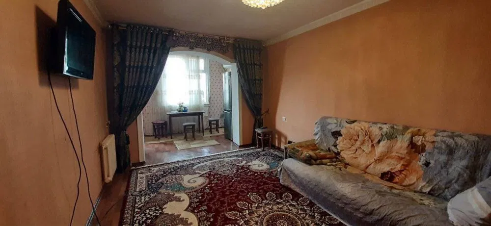 Продаётся Квартира 3/5/5 Шота Руставели Ор-р гостиница Хосилот