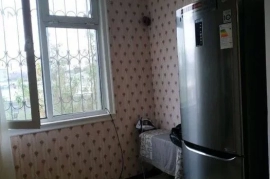 Sotaman, Продаётся Квартира 3/5/5 Шота Руставели Ор-р гостиница Хосилот