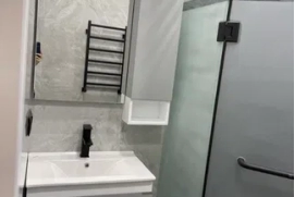 Sotaman, СВОЯ, Срочно продается евролюкс 3/4/7 100 кв.м на паркентском!