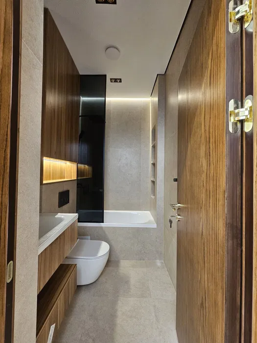 Цена: 130.000$  Имеются альтернативные варианты в базе более 10.000 объектов по городу Ташкент!  Аге