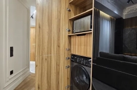 Sotaman, Цена: 130.000$  Имеются альтернативные варианты в базе более 10.000 объектов по городу Ташкент!  Аге