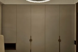 Sotaman, Цена: 130.000$  Имеются альтернативные варианты в базе более 10.000 объектов по городу Ташкент!  Аге