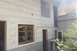 Продам, Sirochni Birlik mahalasida uy soriladi 3.2.5