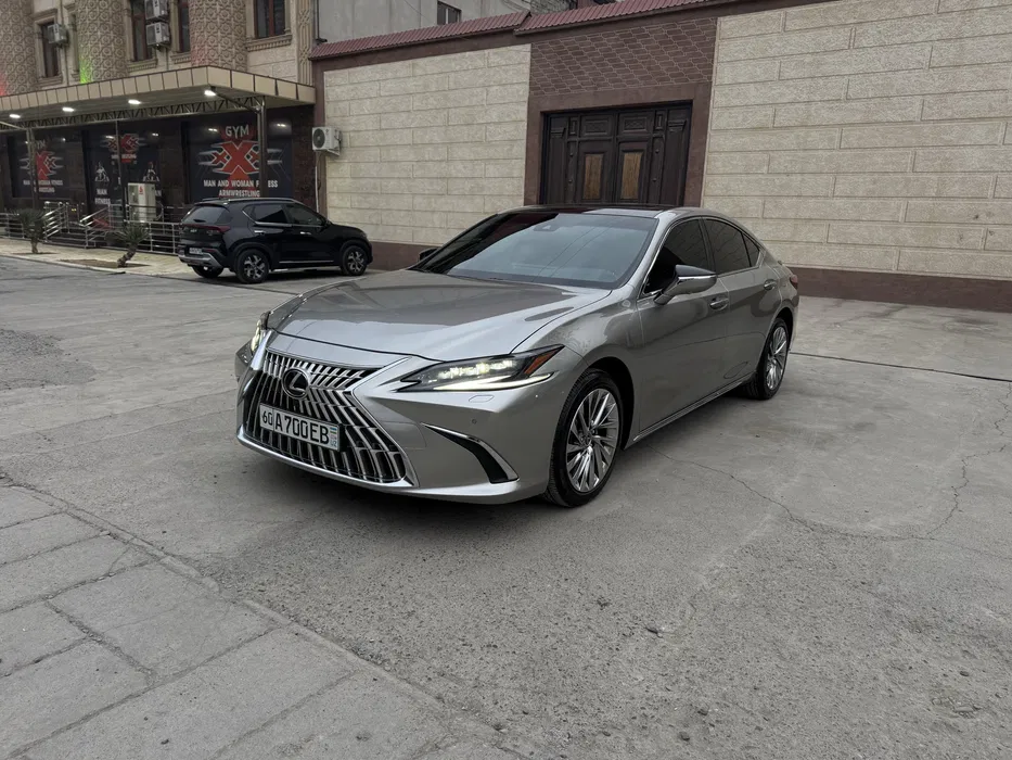 LEXUS ES 300 гибрид