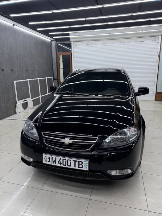 Продается черная Gentra автомат БЕЗ ЛЮК