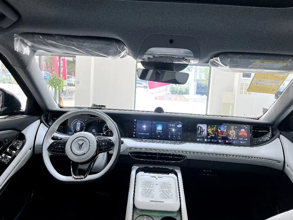 Voyah Free 318 km NALICHI BOR 3yil garantiya