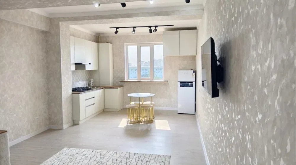 Срочно продам свою 1комнатную студию новостройка с кадастром ремонт КС