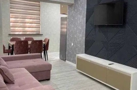 Продам, Ц-4, Алайский 2/2/4 Площадь