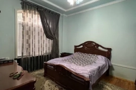 Продам, УРИКЗОР 6 сот 10 хона Евроремонт 3-сан-узел ор: Гилам бозор Урикзар