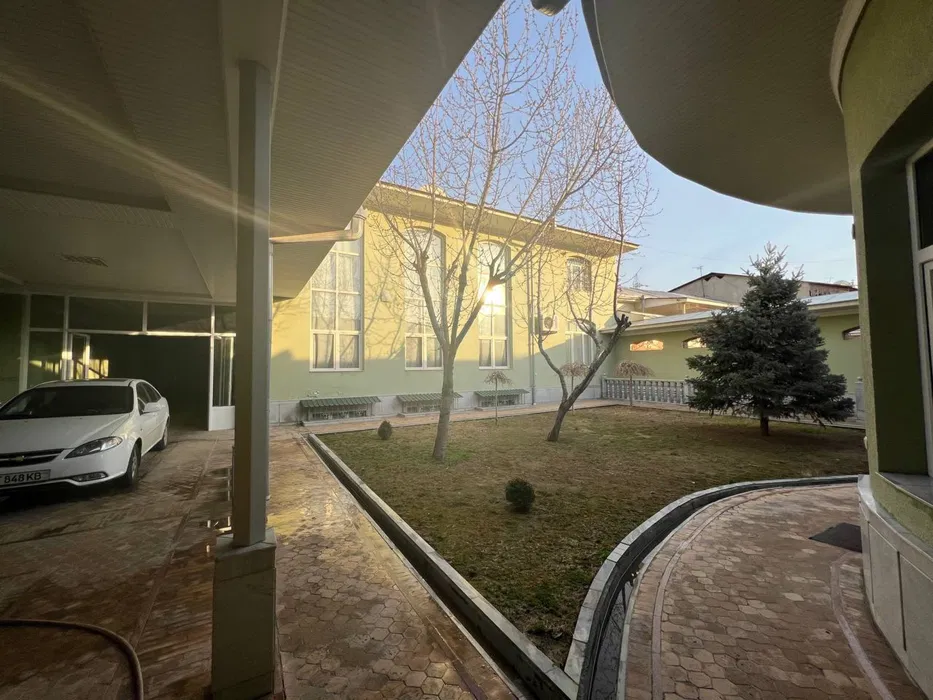 УРИКЗОР 6 сот 10 хона Евроремонт 3-сан-узел ор: Гилам бозор Урикзар