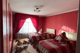 Продам, УРИКЗОР 6 сот 10 хона Евроремонт 3-сан-узел ор: Гилам бозор Урикзар