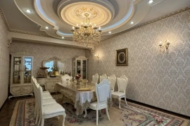 Продам, МедГородок 7.7 сот 8 хона Евроремонт 2 этаж 3 уровен ор: Урология