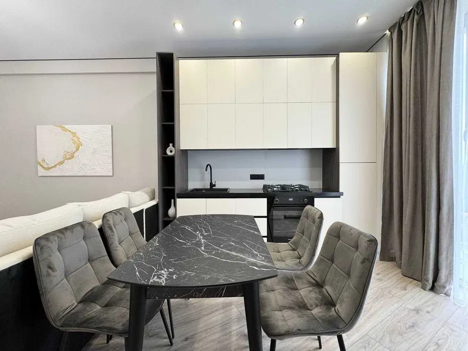 ПРОДАЁТСЯ квартира в ЖК Mirabad City 2/8/10 50м2